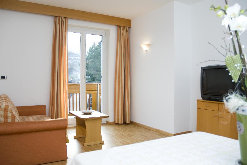 Hotel Loewenwirt Cermes Rum bild